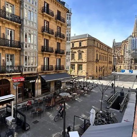 Larramendi Center Apartment *